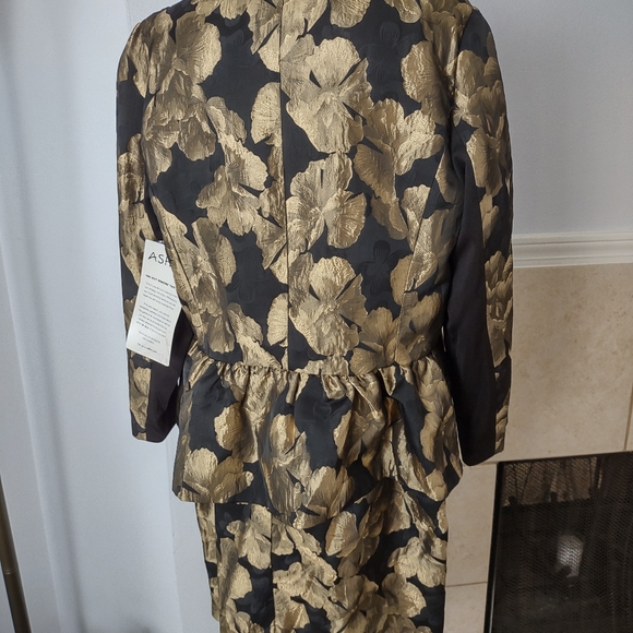 COPY - NWT Ashro 2pc Black and Gold Skirt Set Size 16 - Picture 9 of 16